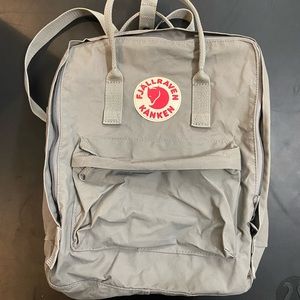 Kanken Backpack color fog (13inches laptop)